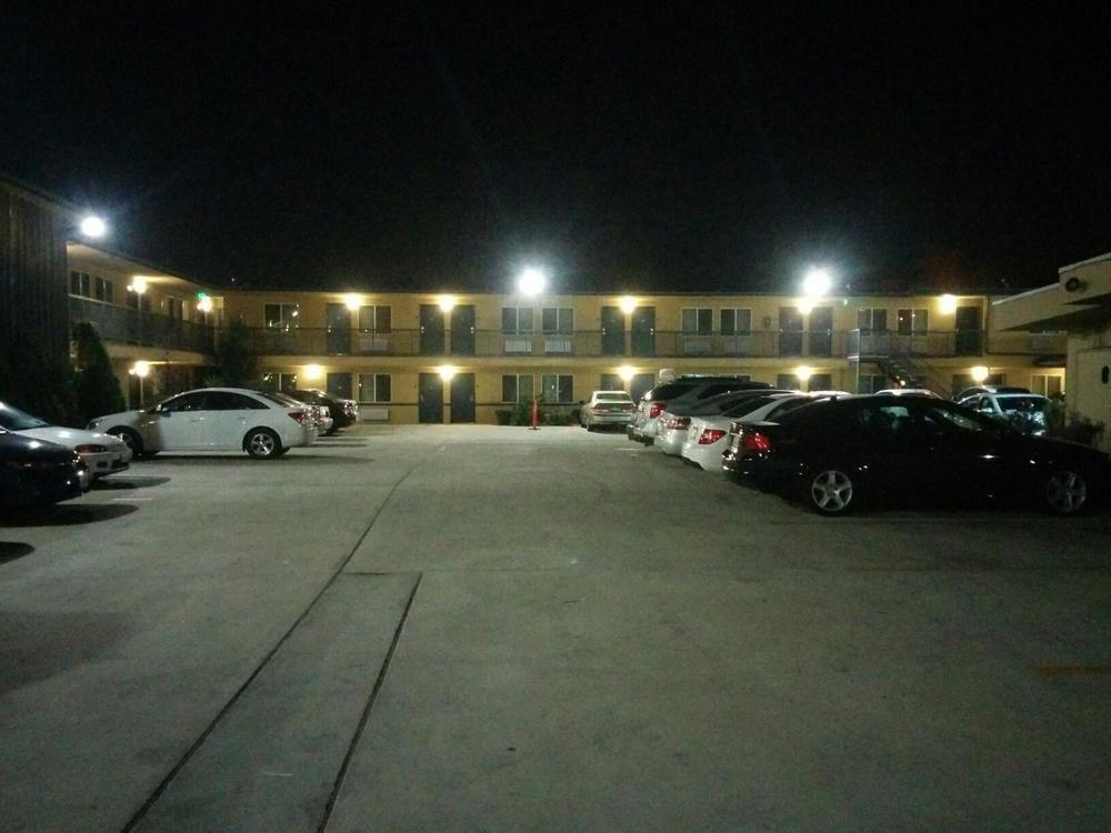 Portofino Inn Бербанк Экстерьер фото